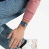 « Deux femmes tenant des fleurs » de Léger