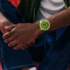 Swatch éblouie par le Neon